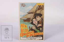 Original 1952 The World In His Arms / Movie Advt Brochure - Gregory PeckAnn Blyth  - 13,5 X 8,5 Cm - Publicidad