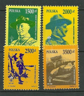 POLAND MNH ** 3159-3162 SCOUT ANNIVERSAIRE DE LA FONDATION DU SCOUTISME - Unused Stamps