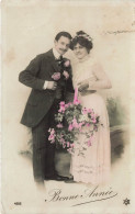 FÊTES ET VOEUX - Bonne Année - Couple Avec Un Panier De Roses - Carte Postale Ancienne - Nouvel An