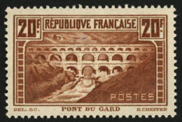 20F PONT DU GARD N°262 Neuf **. Cote 550€. Superbe. - Otros & Sin Clasificación