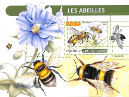 A7343 - CENTRAFRICAINE - ERROR MISPERF Stamp Sheet - 2022- Insects -Honeybees - Honeybees