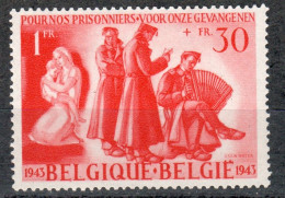 BELGIE : 623-V4 ** MNH Varieteit : Vlek Op Mantel - Tache Sur Manteau (1943) - 1931-1960