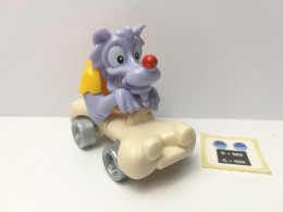 Kinder : MPG C-3   Monster Hotel 2 2005 - Wolfy Mit Fahrzeug  + Aufkleberfolie - Monoblocs