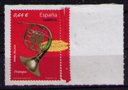 ESPAÑA 2010 - INSTRUMENTOS MUSICALES - TROMPA - 1 SELLO CON NOTABLE ERROR DE IMPRESION - EDIFIL Nº 4577 - Variétés & Curiosités