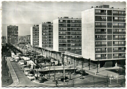 Cpsm  Velizy Jour De Marché  Avenue Du Mail, Animée - Velizy