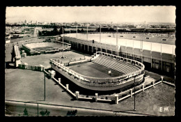 STADES - FOOTBALL - ALGERIE - ORAN - LE STADE MUNICIPAL FOUQUES-DUPARC - Stadiums