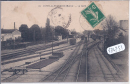 VITRY-LE-FRANCOIS- LA GARE- LES TRAINS - Vitry-le-François