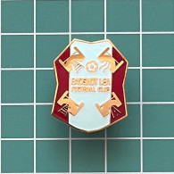 Badge Pin ZN013166 - Football Soccer Calcio England Badshot Lea Wrecclesham - Football