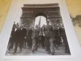 PHOTO DE ROBERT DOISNEAU PARIS 1940- 1944 - Non Classificati