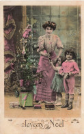 FÊTES ET VOEUX - Joyeux Noël - Une Famille Près Du Sapin - Jouet - Carte Postale Ancienne - Autres & Non Classés