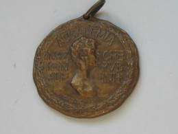 Médaille ACCADEMIA NAZIONALE CHERUBINI - ESPOSIZIO NE NAZIONALE DEL CONSERVATORI   **** EN ACHAT IMMEDIAT **** - Profesionales/De Sociedad