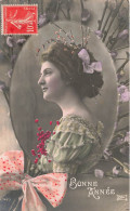 FÊTES ET VOEUX - Bonne Année - Femme Vue De Profil - Fleur Rouge - Carte Postale Ancienne - Nouvel An