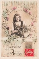 FÊTES ET VOEUX - Bonne Année - Femme Avec Un Bouquet De Fleurs - Carte Postale Ancienne - Nouvel An