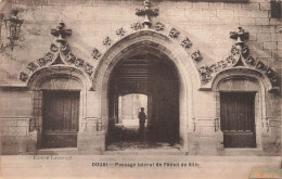 FRANCE - Douai - Vue Générale Du Passage Latéral De L'hôtel De Ville - Carte Postale Ancienne - Douai