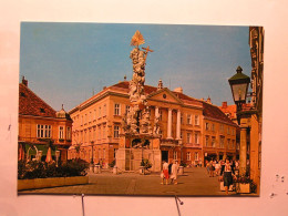 Baden Bei Wien - Kur - Und Kongressstadt - Hauptplatz Mit Pestsaule Und Rathaus - Baden Bei Wien