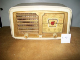 Radio  ULTRAVOX Vintage Da Comodino Oggetto Ben Conservato. - Objets Dérivés