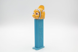 Vintage PEZ DISPENSER : Nemo - Finding Nemo - 2003 - Us Patent China Made L=11cm - Autres & Non Classés