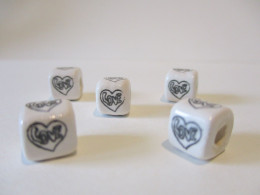 Perles X 28,  Cube Coeur "Love" - Frais Du Site Déduits - Parels