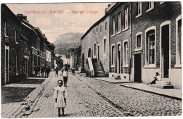 Belgique, Flemalle Haute, Rue Du Village - Flémalle