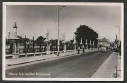 Tilburg, Bredaseweg, R.K. Kerkhof 1953 - Tilburg