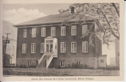 Atelier Des Garçons De L'École Industrielle ( Ancient Couvent)  Alfred Ontario Canada  Verso Armory Photo B&W    2 Sc - Otros & Sin Clasificación