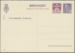 Denmark - Postal Stationery: 1952/1955, Doppelkarte Mit Zwei Wertstempeln, Ziffe - Entiers Postaux