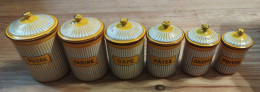 RARE Série De 6 Pots A Epices B.B.FRERES N 12506 Jaune A Rayures Blanche Tollé Emmaillées Des Année 1920 - Art Populaire