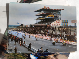 Moto LE MANS COURSE DE MOTO 21 MAI 1972 DEPART DES MOTOS - Motociclismo