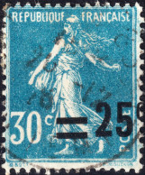 FRANCE - 1926/7 - YV.217 Surcharge Très Déplacée - Obl. TB - 1906-38 Säerin, Untergrund Glatt