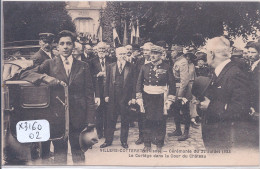 VILLERS-COTTERETS- CEREMONIE DU 22 JUILLET 1923- LE CORTEGE DANS LA COUR DU CHATEAU - Villers Cotterets