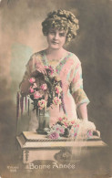 FANTAISIE - Femme - Bonne Année - Vase Rempli De Roses - Carte Postale Ancienne - Mujeres