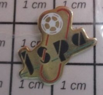 121 Pin's Pins : BEAU ET RARE / SPORTS / CLUB FOOTBALL JSPA - Football