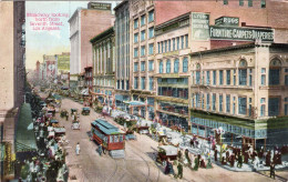 BROADWAY LOOKING NORTH FROM SEVENTH STREET - Los Angeles