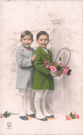 ENFANTS - Deux Petits Garçons En Habits Du Dimanche - Panier De Fleurs - Carte Postale Ancienne - Sonstige & Ohne Zuordnung