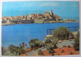 FRANCE - ALPES MARITIMES - ANTIBES - Les Remparts - Antibes - Les Remparts