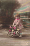 ENFANT - Fillette Avec Une Brouette Remplie De Fleurs - Carte Postale Ancienne - Other & Unclassified