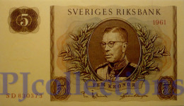 SWEDEN 5 KRONOR 1961 PICK 42f  AUNC - Suecia