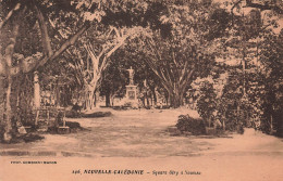 Nouvelle Calédonie - Square Olry à Nouméa ) Phot Combier Macon - Statue - Carte Postale Ancienne - Nuova Caledonia