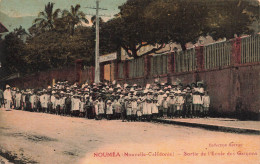 Nouvelle Calédonie - Nouméa - Sortie De L'ecole Des Garçons - Publ. Café - Colorisé - Animé  - Carte Postale Ancienne - Nouvelle-Calédonie