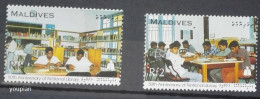 Maldives 1995, 50th Anniversary Of The National Library, MNH Stamps Set - Maldivas (1965-...)