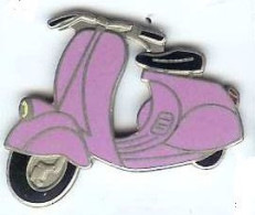 @@ Cycle Scooter Vespa Démons Et Merveilles EGF @@mot.51 - Motos