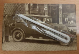 HERVE - Maison BRAHAM - PHOTO CARTE - PHOTOGRAPHE - OLDTIMER - RENAULT Type KZ -1 - 1930 - COMMUNIANTE - MAGASIN - Herve