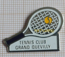 PAT14950 TENNIS CLUB De GRAND QUEVILLY Dpt 76 SEINE MARITIME RAQUETTE BALLE JAUNE - Tennis