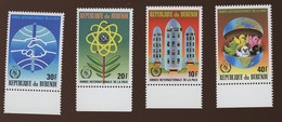 1987 Année De La Paix Peace Atomic Birds Ucelli Hands Mains. COB 950/953 Série ** - Unused Stamps