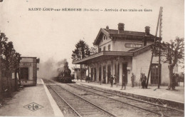 SAINT-LOUP-sur-SEMOUSE -- Arrivée D'un Train En Gare - Saint-Loup-sur-Semouse
