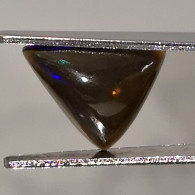 Opale Noire Traitée D'Ethiopie - Triangle 1.65 Carat - 11.2 X 9.2 X 4.3 Mm - Opal