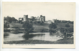 Post Card  Northumberland - ALNWICK - Castle From The Pastures - Autres & Non Classés