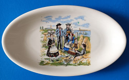 Ravier En Porcelaine De Vierzon A. LHONNEUR à Décor De Bretagne - Sonstige & Ohne Zuordnung