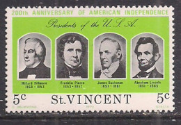 St Vincent 1976 QE2 5c Anniv. American Indep.MNH SG 459 ( E277 ) - St.Vincent (...-1979)