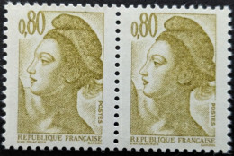 2241a**Liberté 80c Olive En Paire , 1 Bande De Phosphore à Gauche Cote 7€ - Unused Stamps